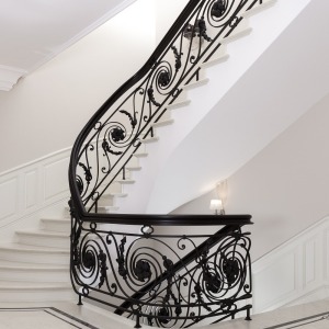 Stairs & balustrades